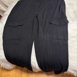 White House black market black soft cargo pants size small